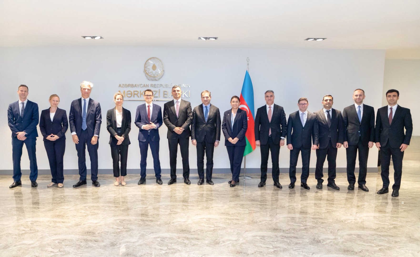 Azerbaijan, Switzerland talk about deepening their financial cooperation (PHOTO)