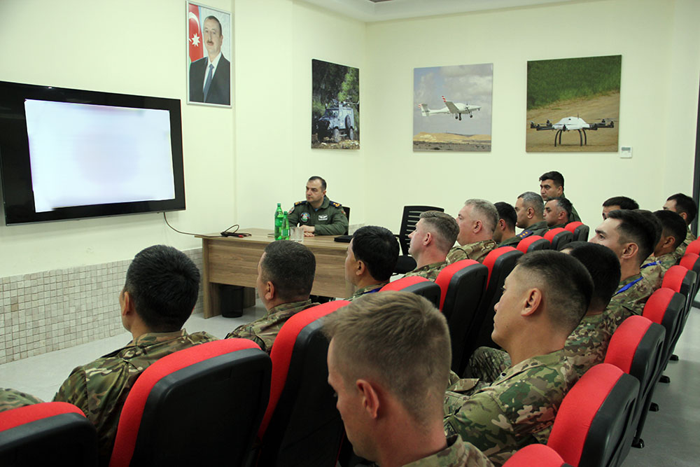 Azerbaijani, Kazakh servicemen diving into novel flight-tactical drills (PHOTO/VIDEO)