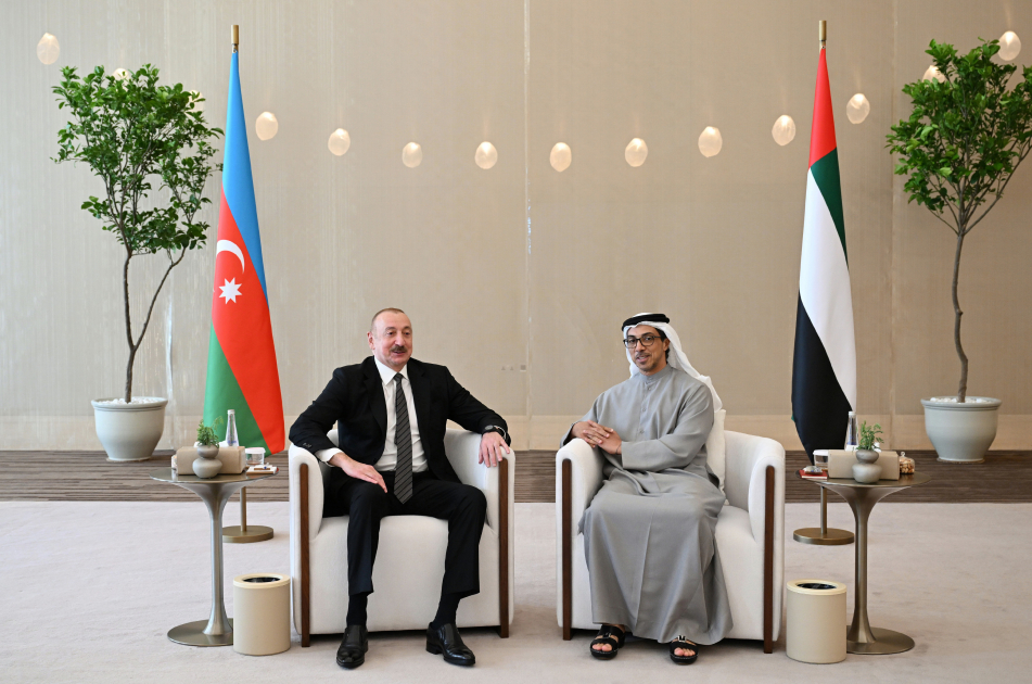 President Ilham Aliyev arrives in UAE for working visit (PHOTO/VIDEO)