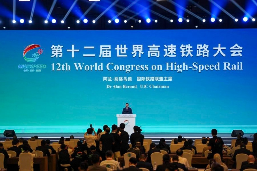 Azerbaijani-Chinese MoU vouches for railway domain (PHOTO)
