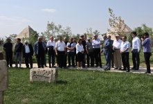 Azerbaijani political party chiefs explore Aghdam’s progress (PHOTO)