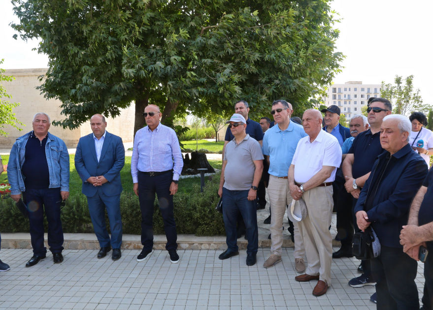 Azerbaijani political party chiefs explore Aghdam’s progress (PHOTO)