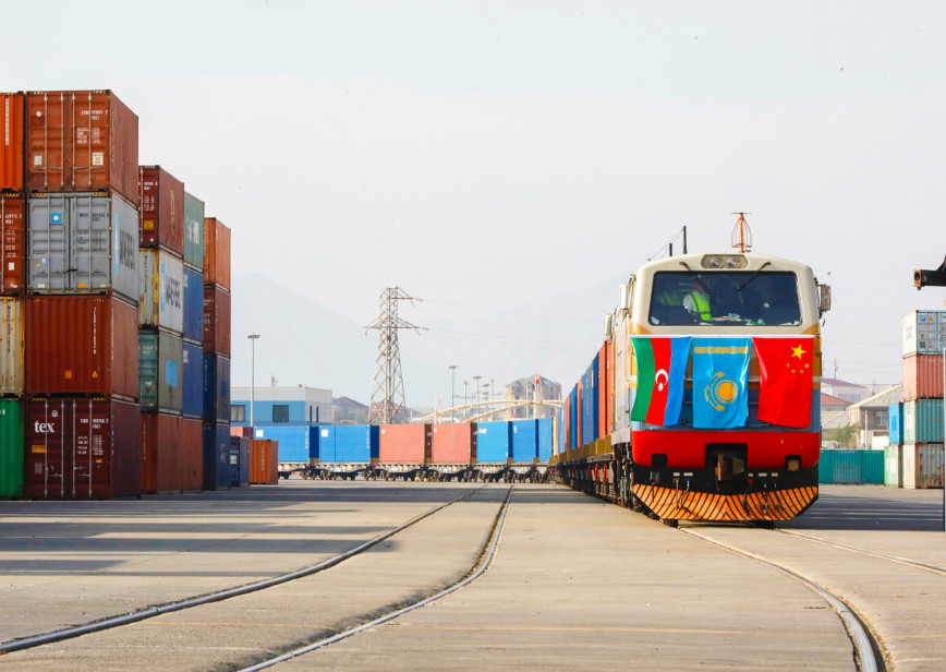 Azerbaijan, China agree on measures to develop Baku–Tbilisi–Kars line (PHOTO)