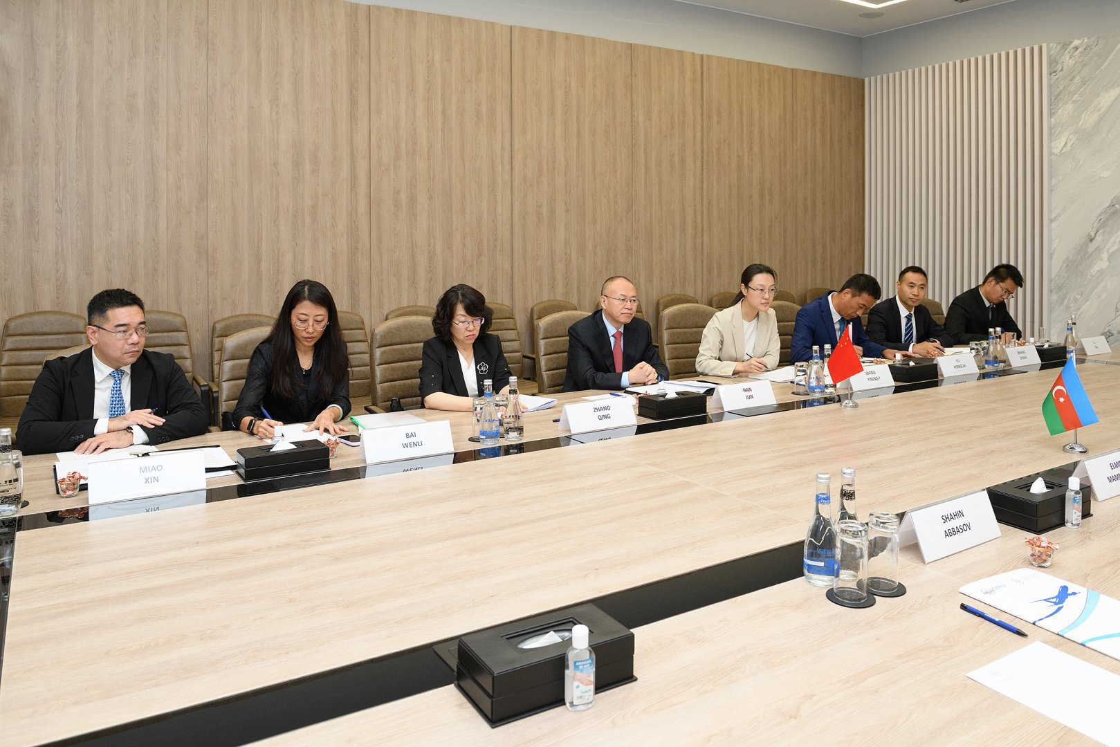 Azerbaijan, China discuss civil aviation cooperation (PHOTO)