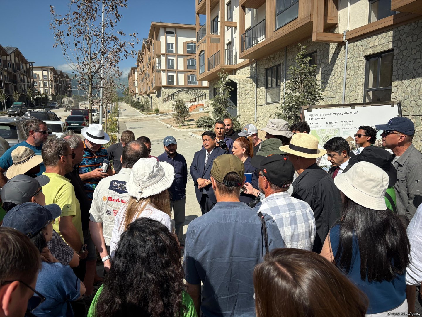 Group of foreign travelers arrives in Azerbaijan's Kalbajar (PHOTO)