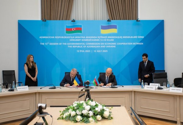 Azerbaijan, Ukraine hold productive talks on expanding ties (PHOTO)