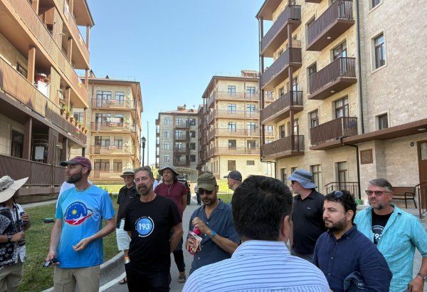 Foreign voyagers going to Azerbaijani Jabrayil, making beeline for its hidden gems (PHOTO)