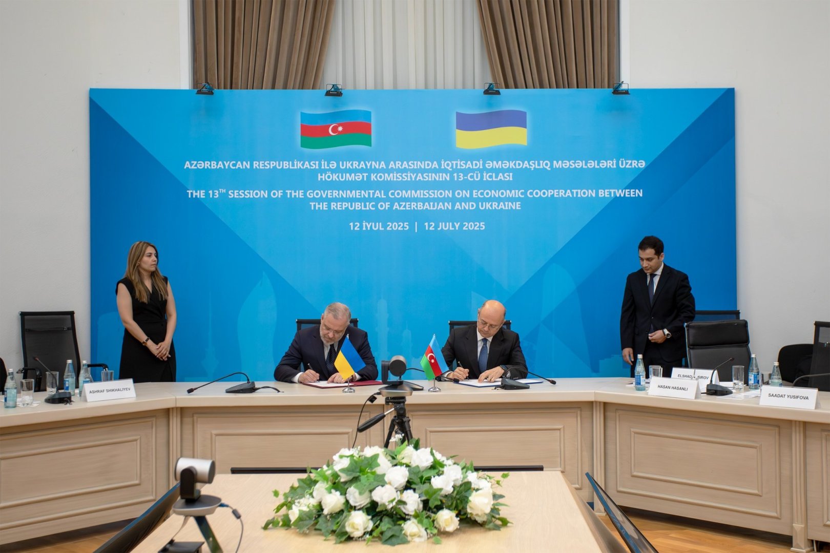 Azerbaijan, Ukraine hold productive talks on expanding ties (PHOTO)