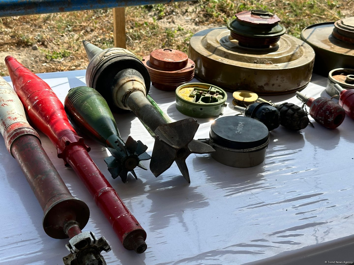 Globetrotters viewing mine clearances in Mehdili village of Azerbaijan’s Jabrayil (PHOTO)