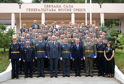 Bosnian military personnel complete key leadership program in Serbia (PHOTO)