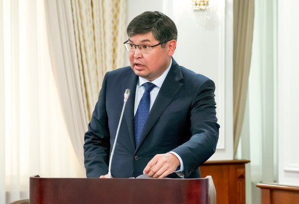 Kazakhstan keeps tight grip on budget despite growing debt burden