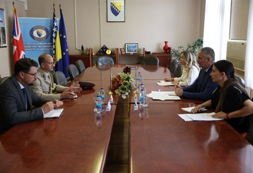 Bosnian minister hails UK as key strategic partner (PHOTO)