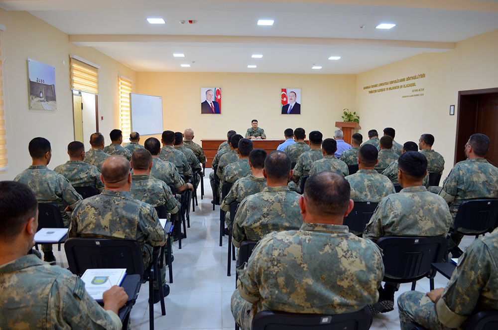 Azerbaijani Army holds training-methodical session for fire protection (PHOTO)