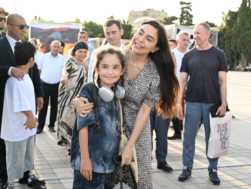 Heydar Aliyev Foundation VP Leyla Aliyeva attends opening of photo exhibition dedicated to 100th anniversary of environmental protection in Azerbaijan (PHOTO)