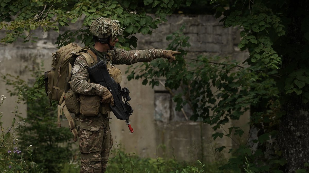 Slovenian Armed Forces conduct tactical field exercise for officer cadets (PHOTO)