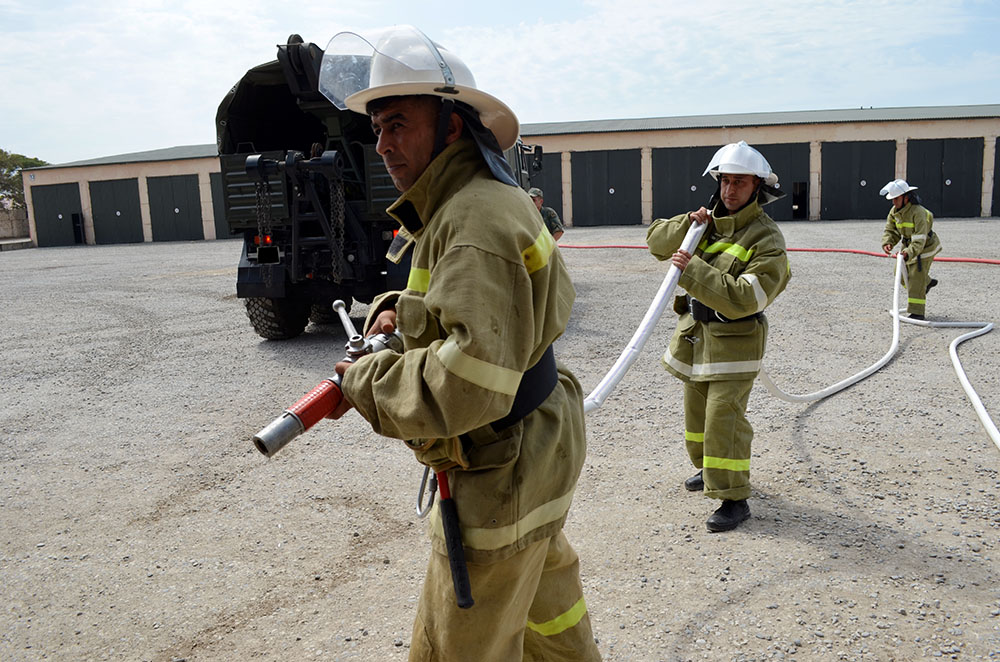 Azerbaijani Army holds training-methodical session for fire protection (PHOTO)