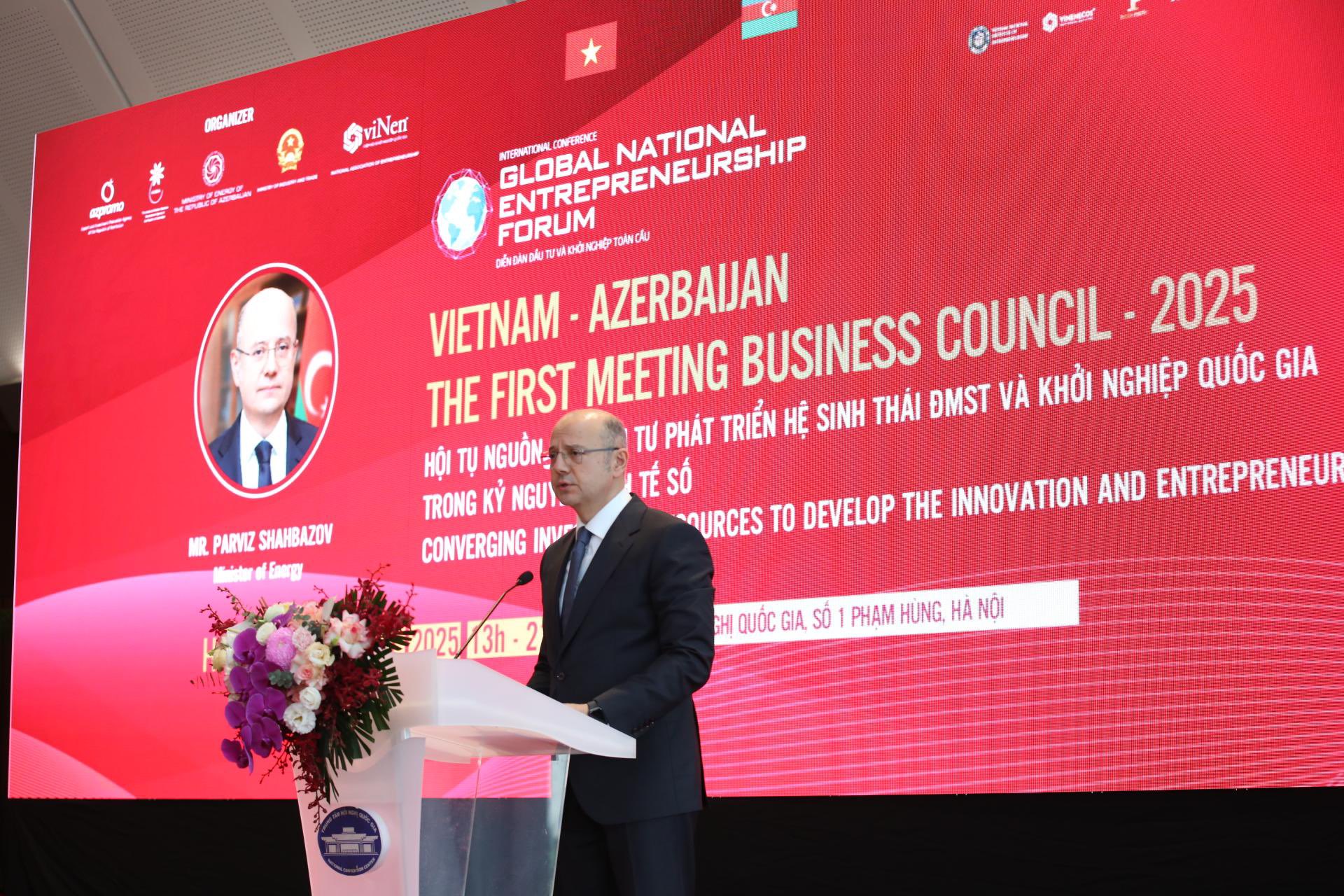 Azerbaijan, Vietnam sign MoU on renewable energy cooperation (PHOTO)