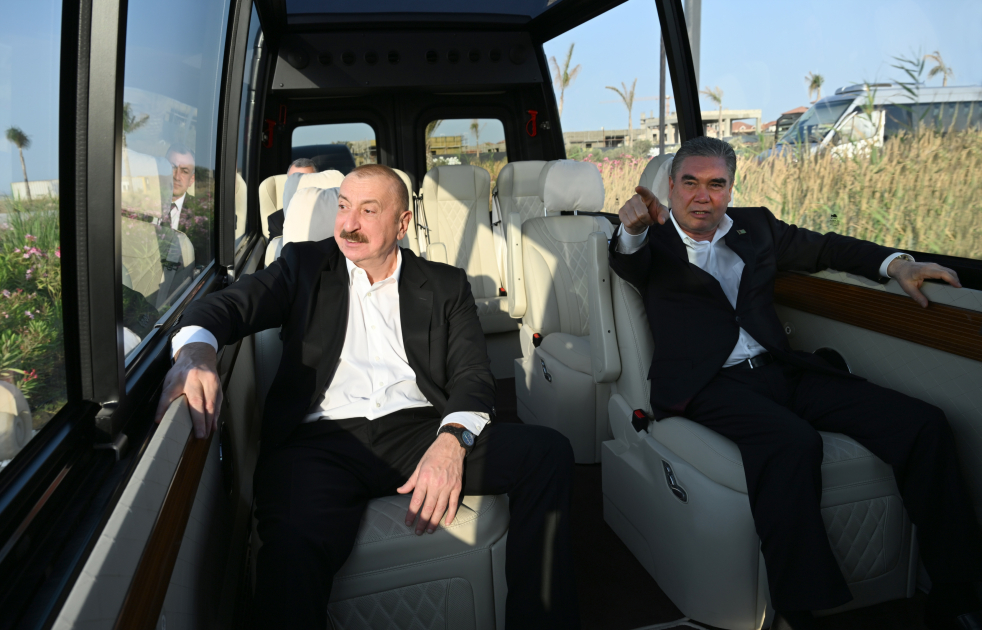 President Ilham Aliyev, Chairman of Halk Maslahaty of Turkmenistan visit Sea Breeze Resort (PHOTO/VIDEO)