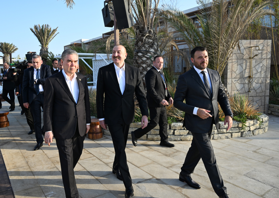 President Ilham Aliyev, Chairman of Halk Maslahaty of Turkmenistan visit Sea Breeze Resort (PHOTO/VIDEO)
