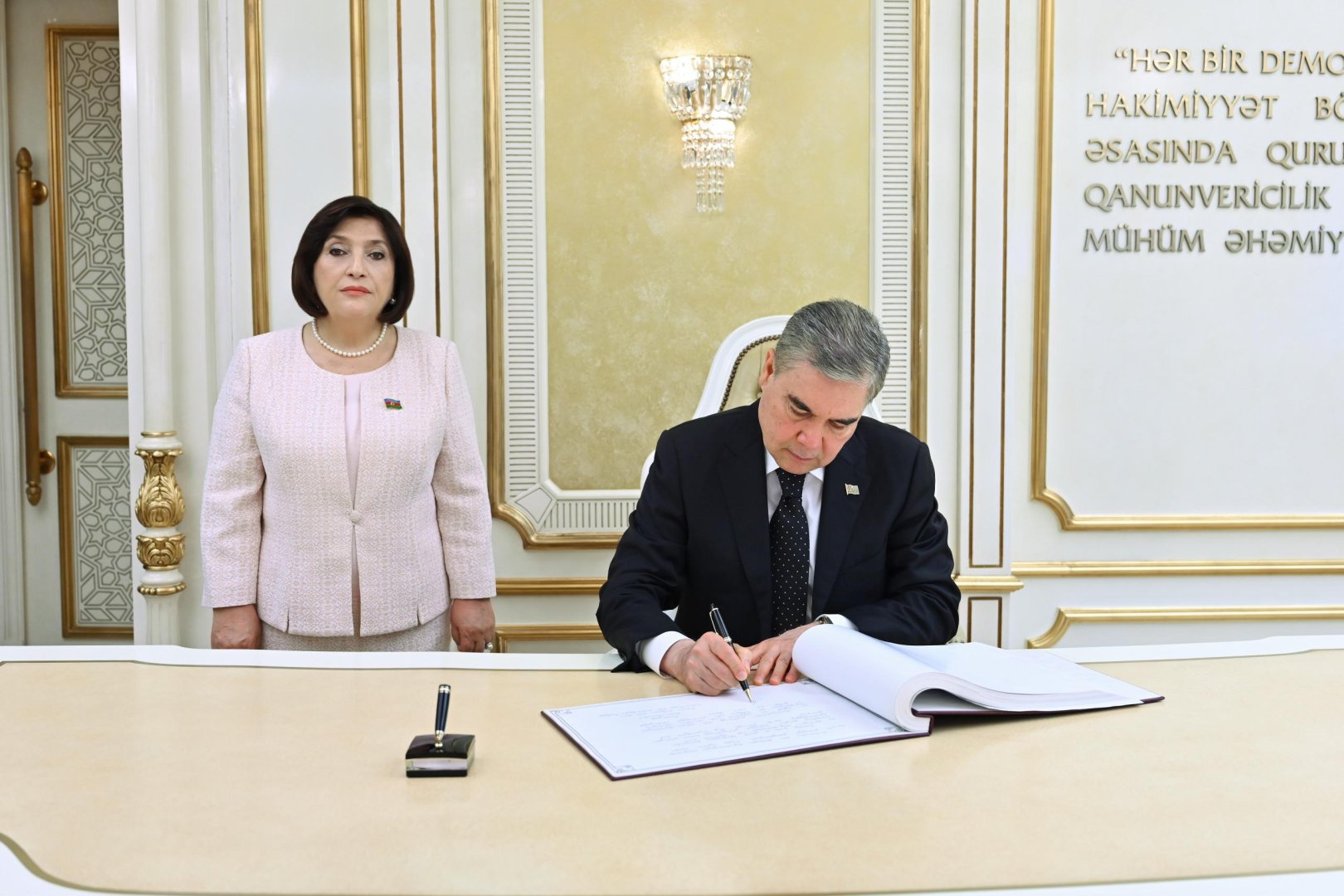 Azerbaijan, Turkmenistan forge stronger political, economic, and humanitarian co-op (PHOTO)