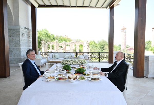 President Ilham Aliyev, Chairman of Halk Maslahaty of Turkmenistan have joint lunch in Shusha (PHOTO/VIDEO)