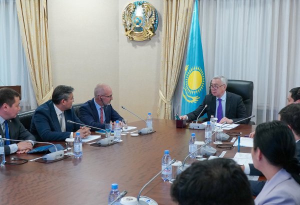 Kazakhstan, ADCB Islamic Bank engage in talks to expand investment co-op
