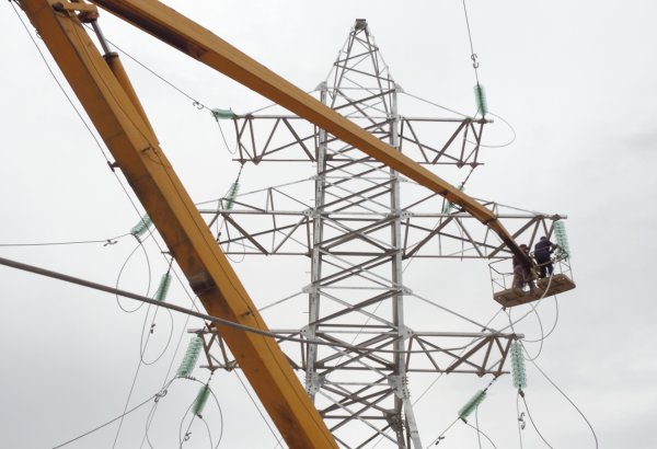 Azerbaijan rolls up sleeves over electricity supply project in its Nakhchivan