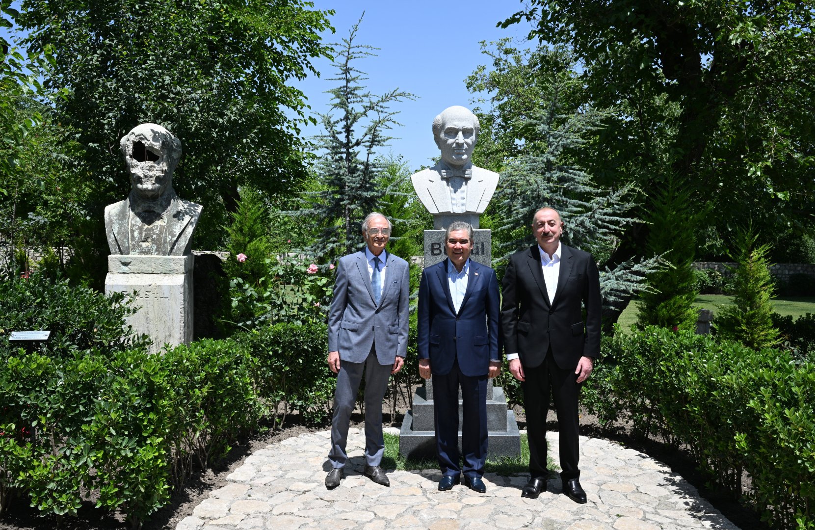 President Ilham Aliyev, Chairman of Turkmenistan’s Halk Maslahaty visit Bulbul’s House-Museum in Shusha (PHOTO)