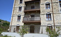 Residents of Shusha warmly greet President Ilham Aliyev and Gurbanguly Berdimuhamedov (PHOTO)