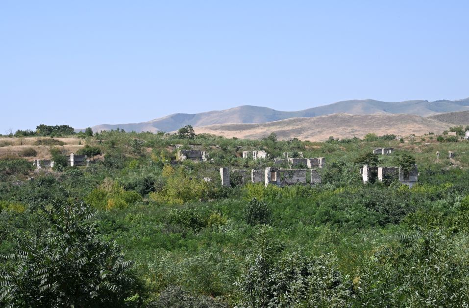 President Ilham Aliyev, Gurbanguly Berdimuhamedov visit destroyed areas of Fuzuli city (PHOTO)