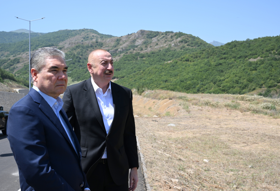 President Ilham Aliyev and Gurbanguly Berdimuhamedov posed for photo against backdrop of Dashalty village in Shusha district (PHOTO/VIDEO)