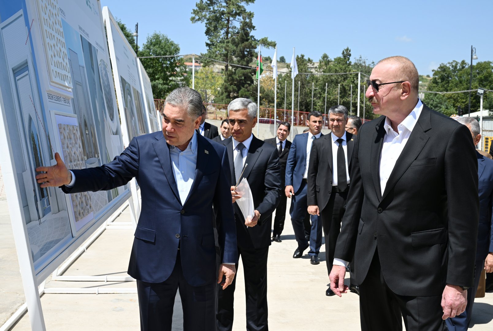 President Ilham Aliyev, Chairman of Halk Maslahaty of Turkmenistan review construction progress at New Shusha Mosque (PHOTO)