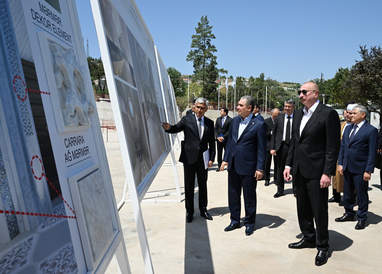 President Ilham Aliyev, Chairman of Halk Maslahaty of Turkmenistan review construction progress at New Shusha Mosque (PHOTO)