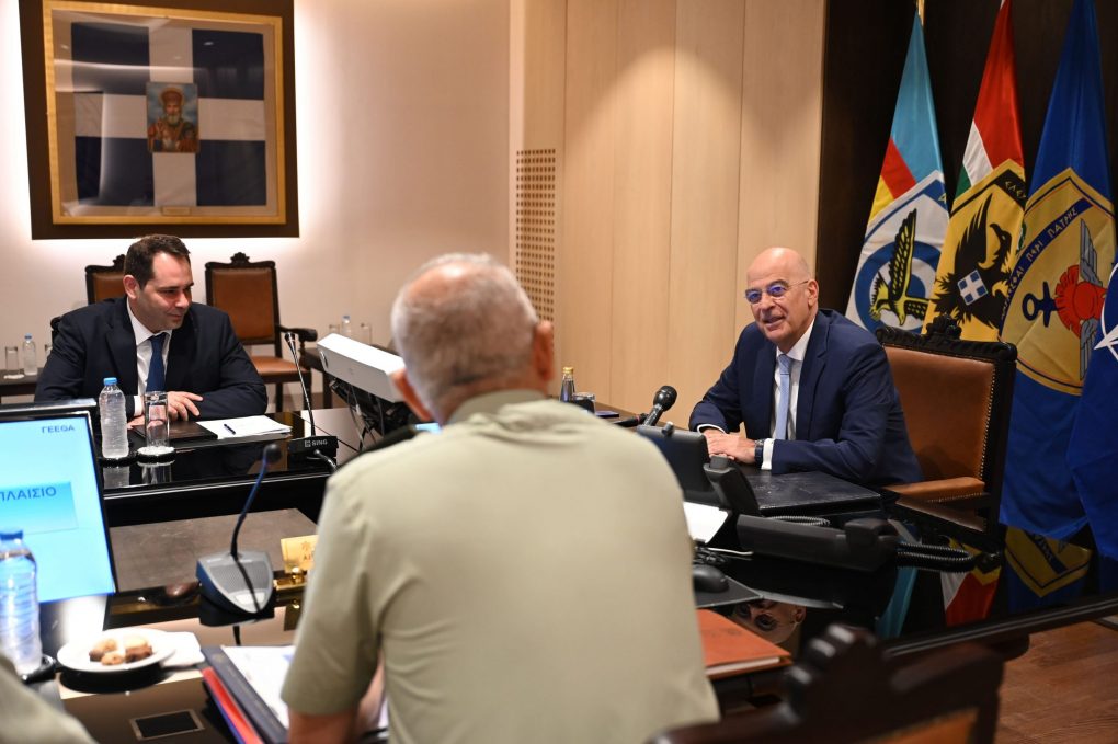 Greece boosts armed forces funds through new fiscal measures (PHOTO)