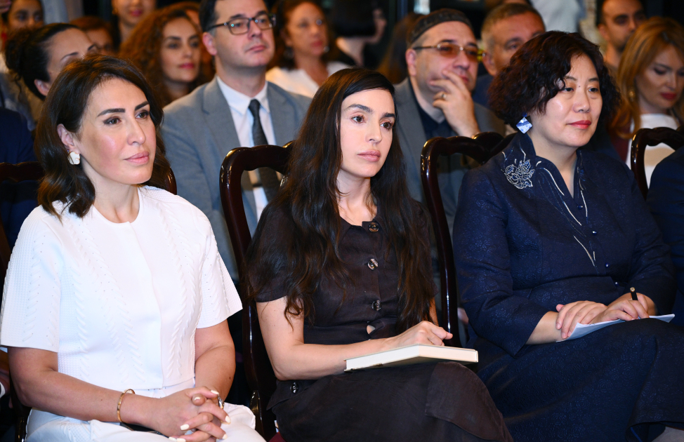 Heydar Aliyev Foundation VP Leyla Aliyeva attends evening on “The Confucius That We Don’t Know” at Baku Book Center (PHOTO)