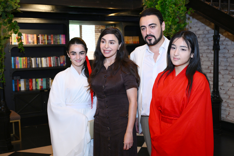 Heydar Aliyev Foundation VP Leyla Aliyeva attends evening on “The Confucius That We Don’t Know” at Baku Book Center (PHOTO)