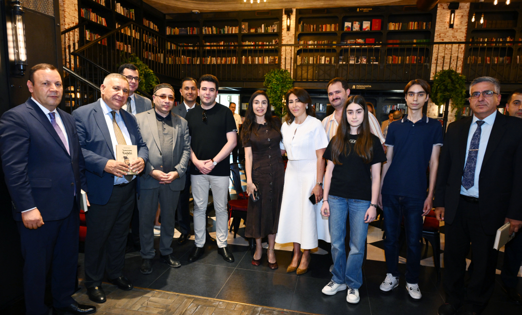 Heydar Aliyev Foundation VP Leyla Aliyeva attends evening on “The Confucius That We Don’t Know” at Baku Book Center (PHOTO)