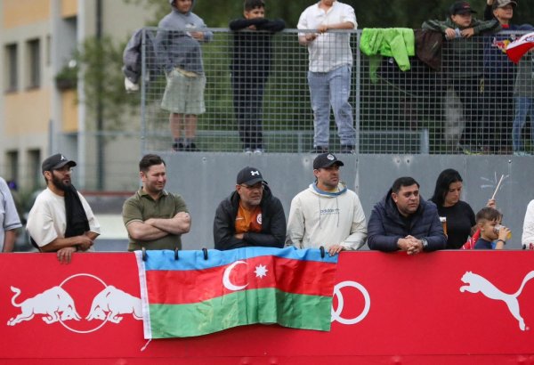 Azerbaijani diaspora rally behind Qarabagh FC with passionate support in Austria (PHOTO)
