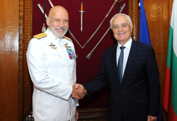 NATO military chief visits Bulgaria (PHOTO)