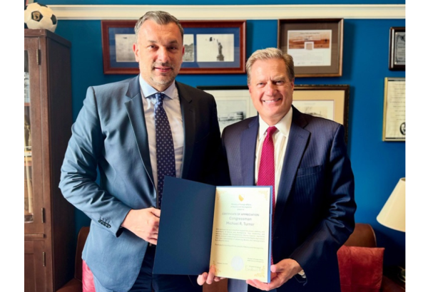Bosnia, U.S. boost strategic ties in high-level Washington meeting