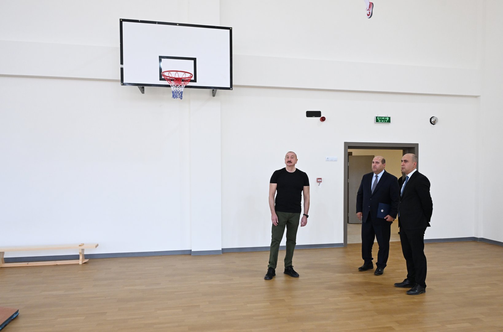 President Ilham Aliyev attends opening of secondary school No. 1 in Aghdam city (PHOTO)