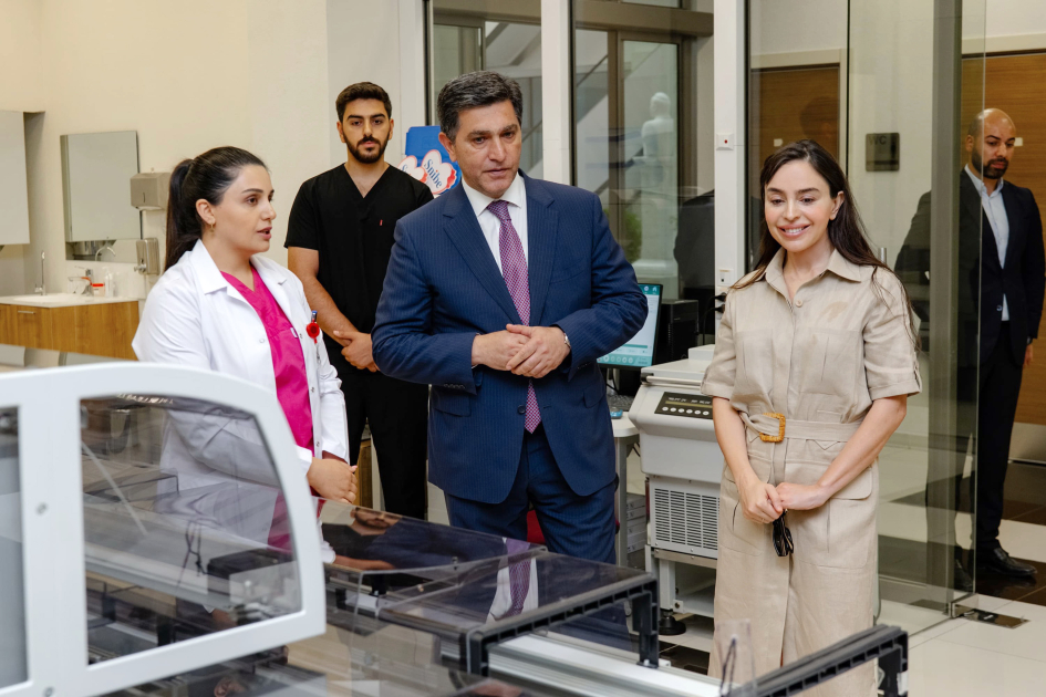 Vice-President of Heydar Aliyev Foundation Leyla Aliyeva visits “Malham Hospital” in Baku (PHOTO)