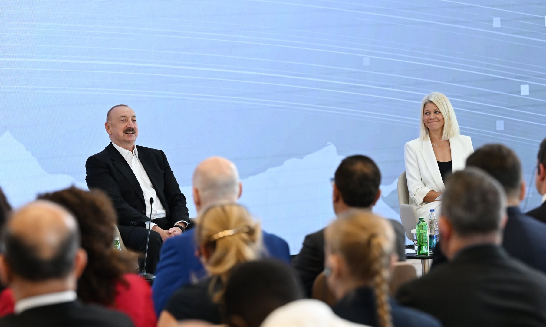 President Ilham Aliyev attends meeting with participants of 3rd Shusha Global Media Forum (PHOTO/VIDEO)
