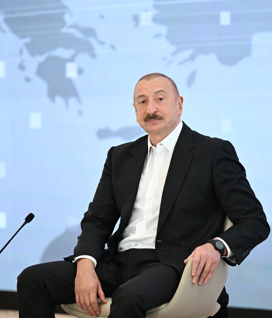 President Ilham Aliyev attends meeting with participants of 3rd Shusha Global Media Forum (PHOTO/VIDEO)