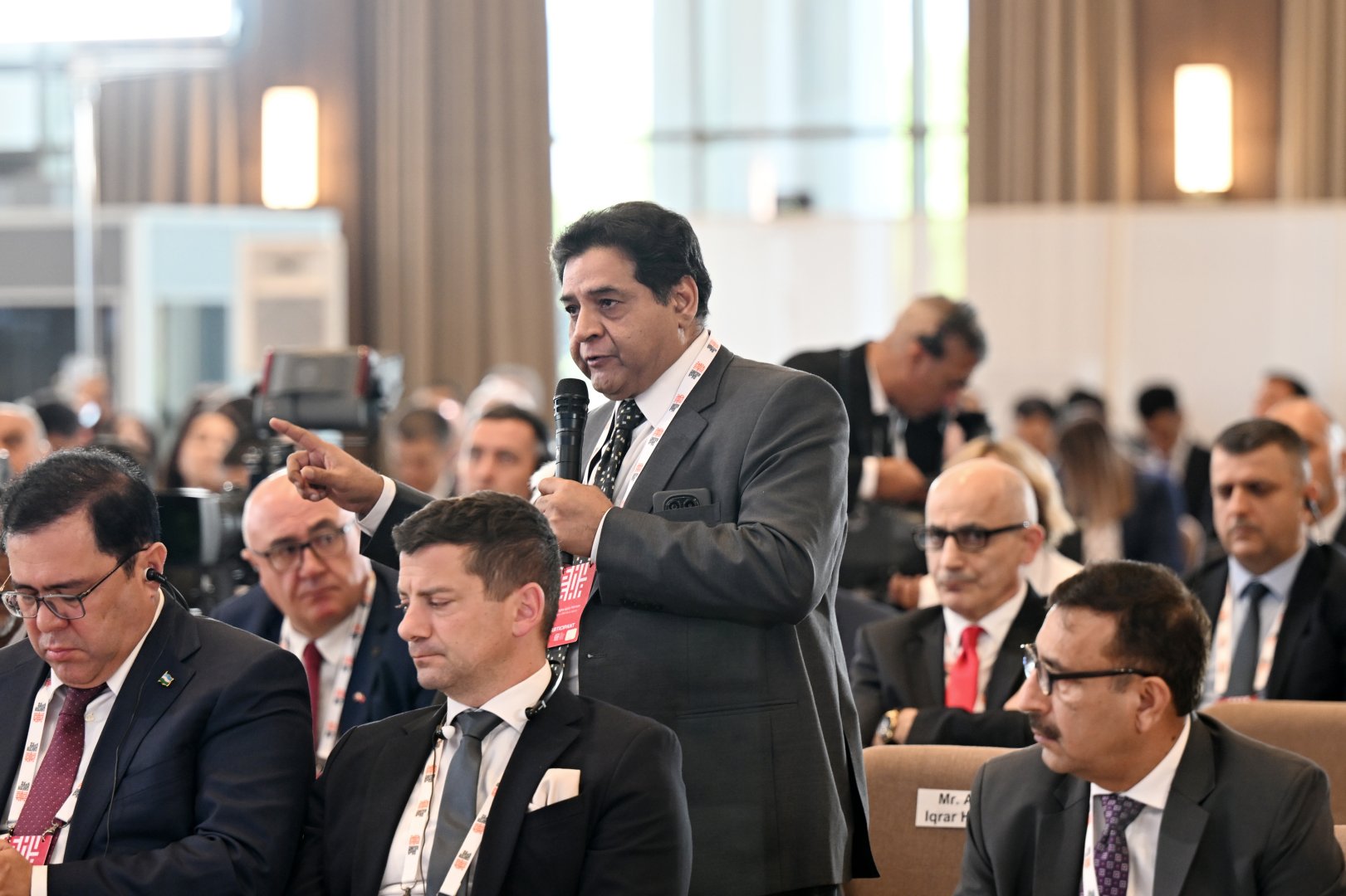 President Ilham Aliyev attends meeting with participants of 3rd Shusha Global Media Forum (PHOTO/VIDEO)