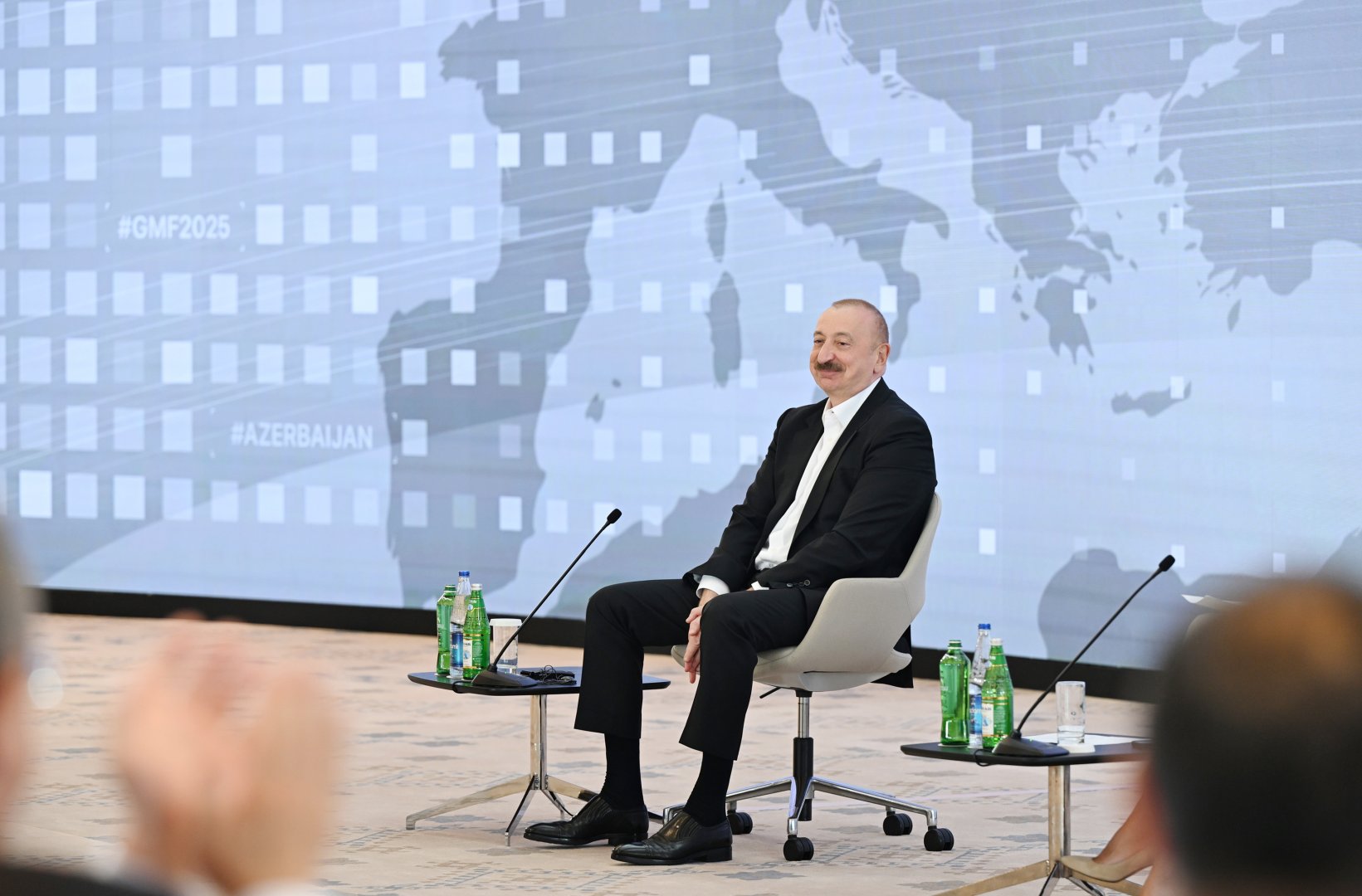President Ilham Aliyev attends meeting with participants of 3rd Shusha Global Media Forum (PHOTO/VIDEO)