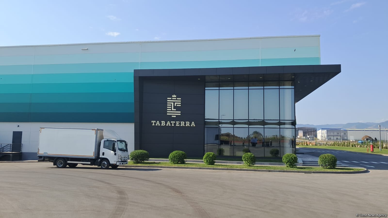 Azerbaijan unveils major investment in tobacco production facility in Aghdam (PHOTO)