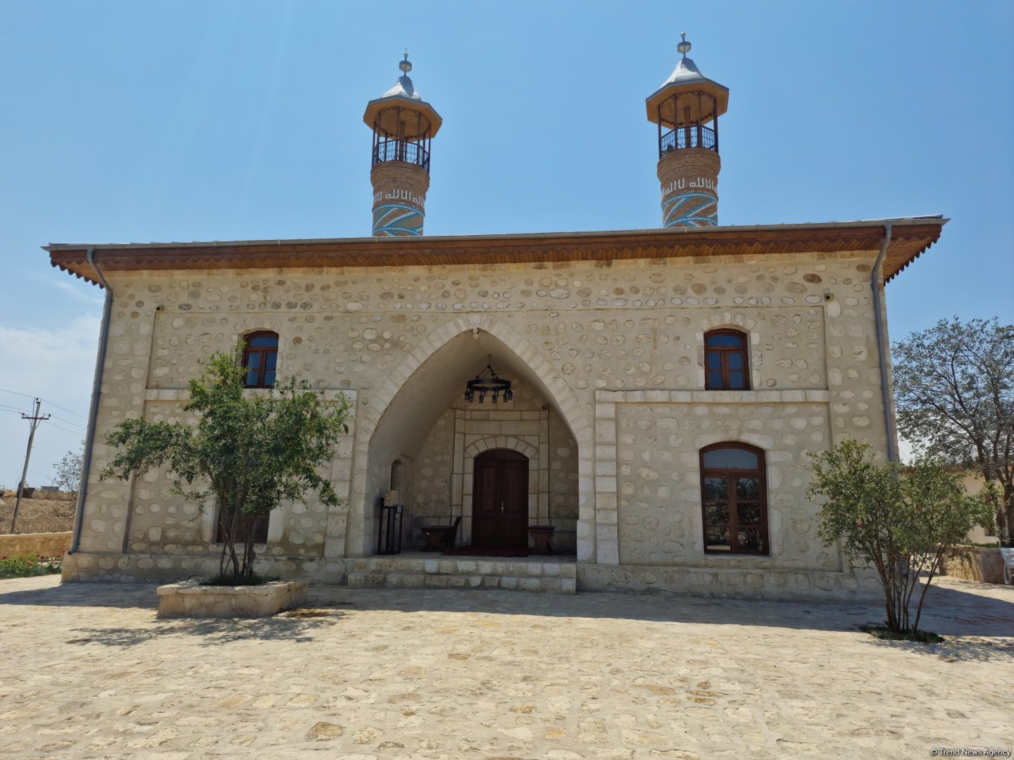Azerbaijan spotlights devastation of historic Giyasly mosque amid Armenian occupation (PHOTO)
