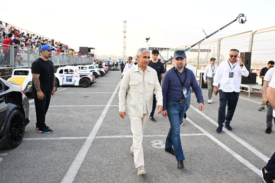 “Legends of The Night” stun Baku: Legend Cars, karting finale, and drift show (PHOTO)