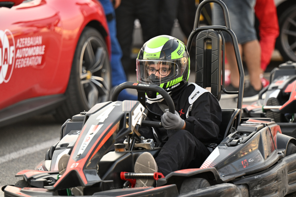 “Legends of The Night” stun Baku: Legend Cars, karting finale, and drift show (PHOTO)
